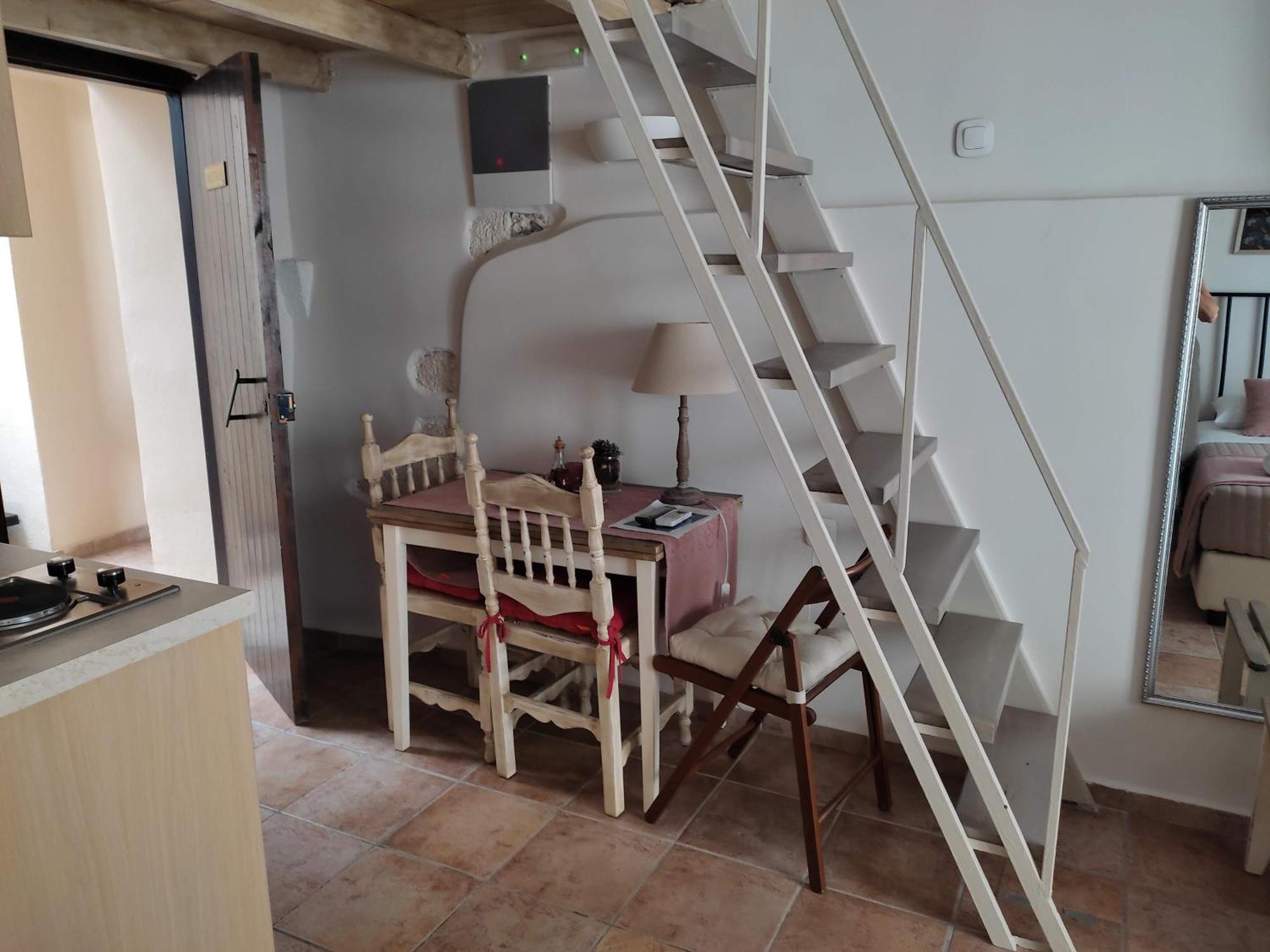 Loggia Traditional Suites Rethymno  Bilik gambar